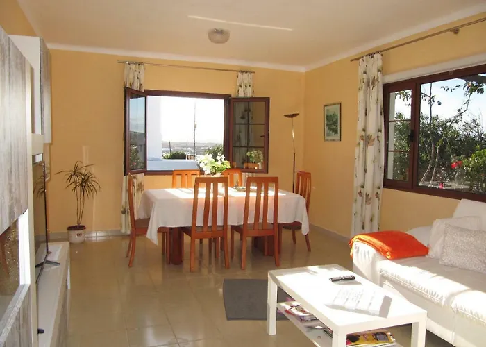 Casa Montana De Holiday home *