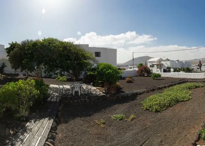 Casa Montana De 度假居 Tahiche